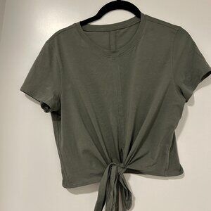 Lululemon Tie T-shirt